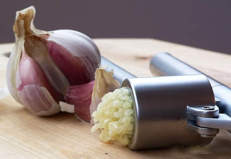 Knuewelek an Ënnen aus Parasiten